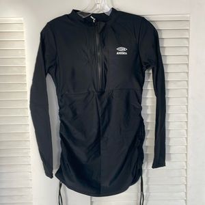 Axesea swim rash guard SIZE 8